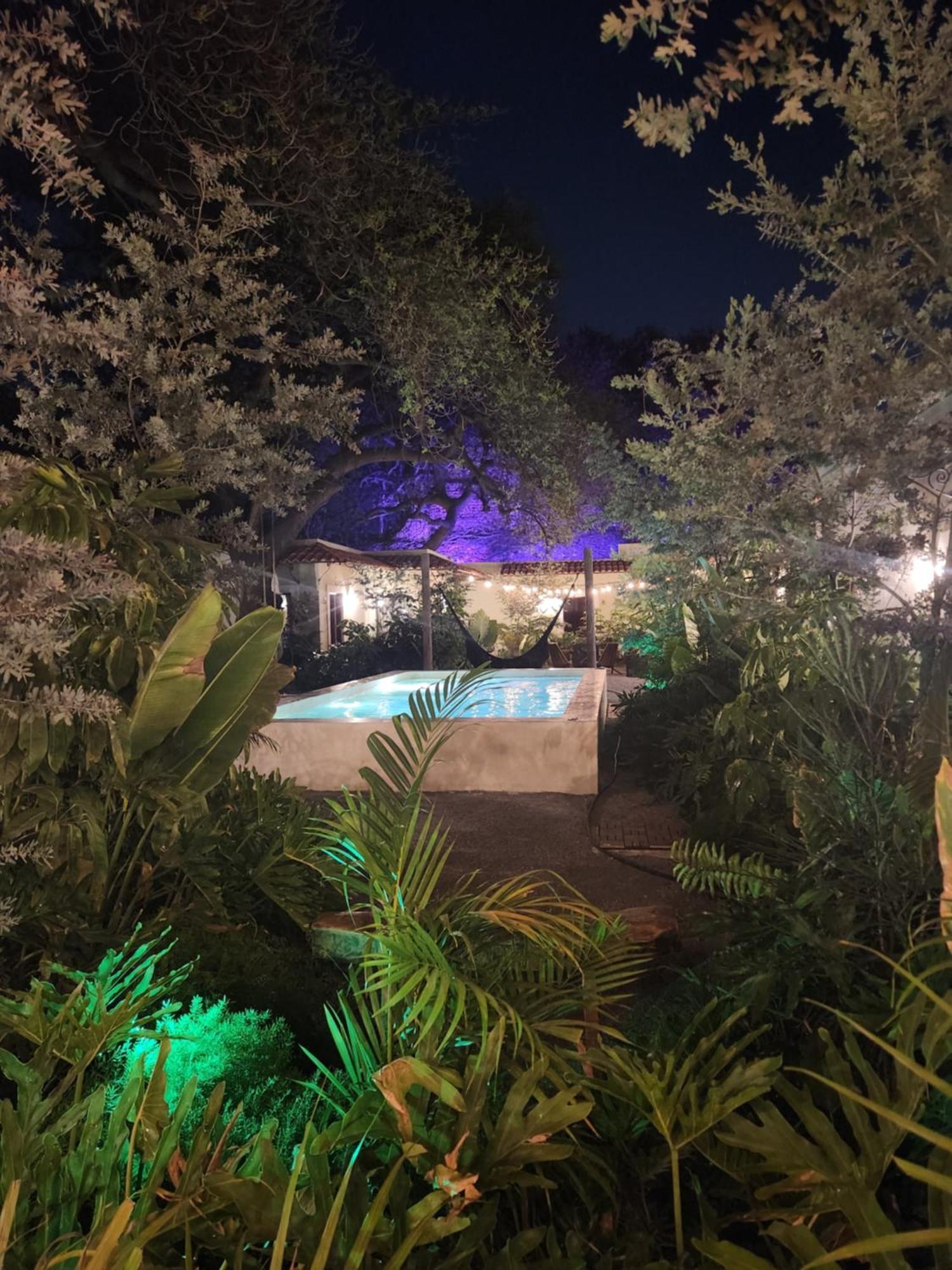 Hotel Boutique Villa Escondida, A Pasos De Lo Mejor En Tlaquepaque Exterior foto